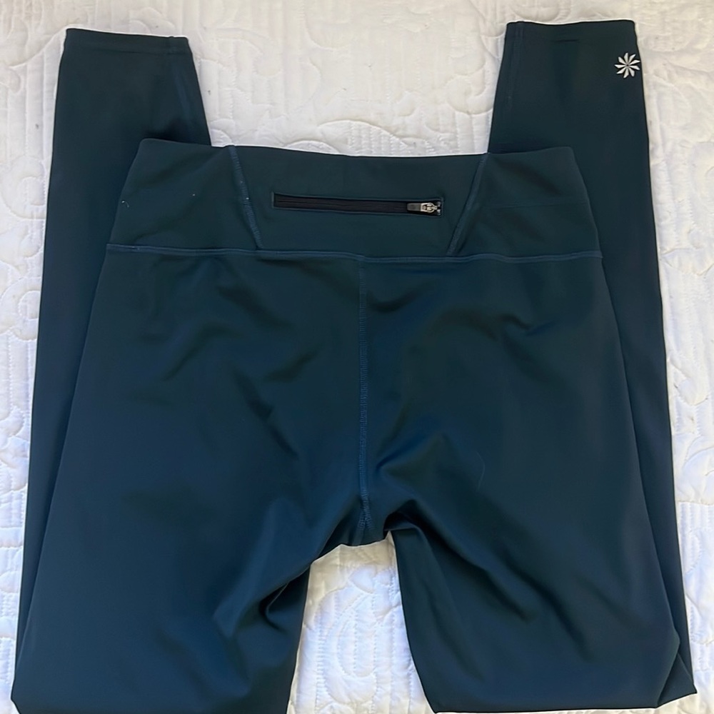 Athleta leggings. Size small, 28 inch inseam.